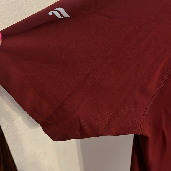 Fabletics men’s burgundy polo - Picture 5 of 6